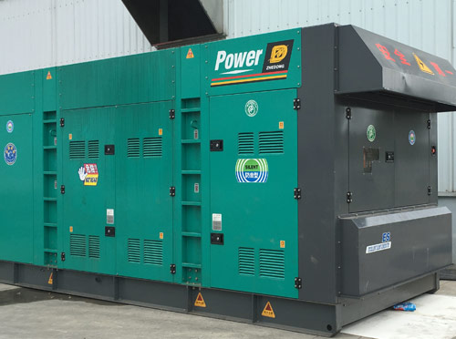 大武口升级发电机组的过程中需要注意哪些安全事项？