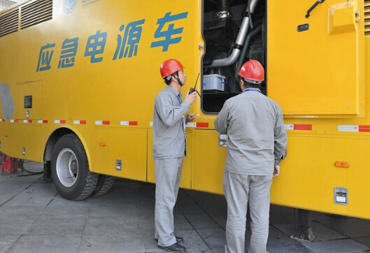 大武口如何清理被灰尘覆盖的机油散热器？