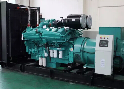 大武口发电机如何选择合适的除垢剂来清洗水冷式机油散热器？